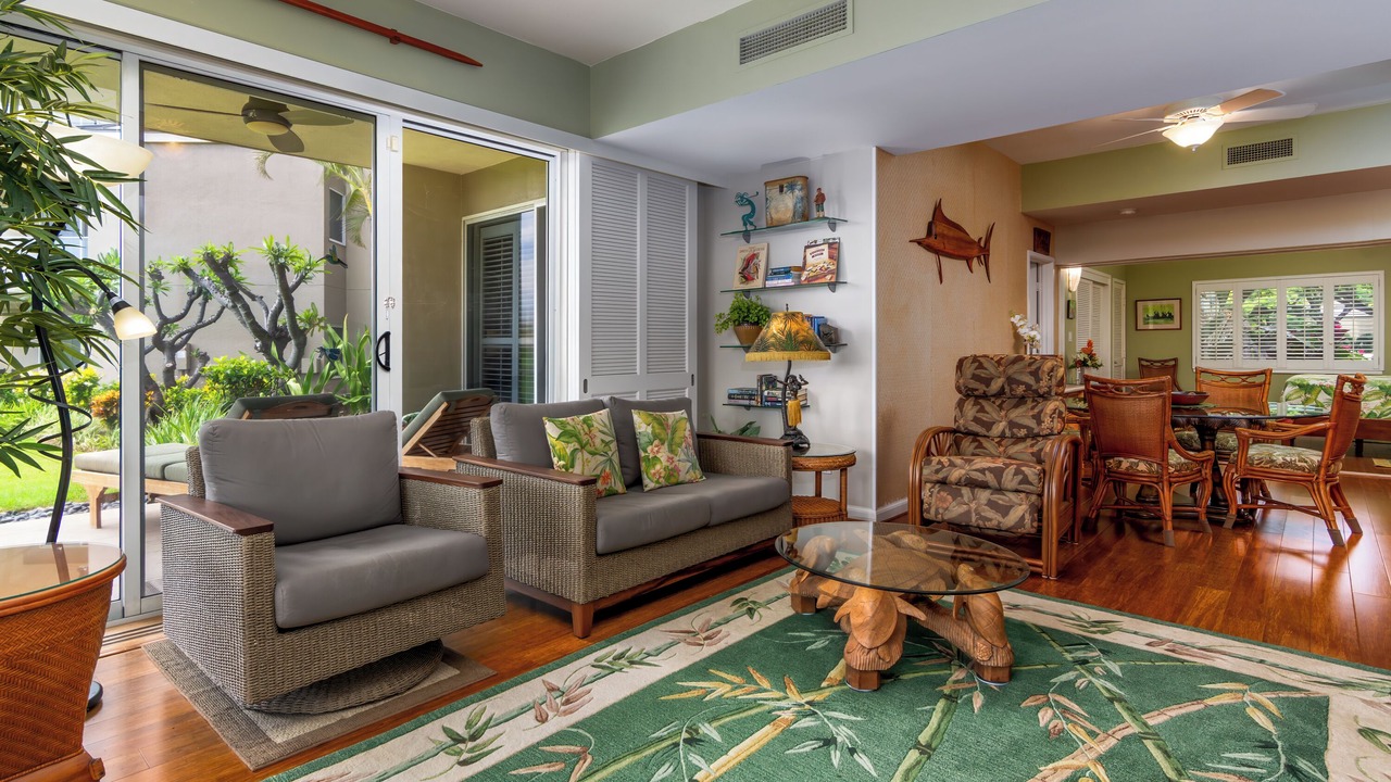 Photo of Livingroom in Waikoloa