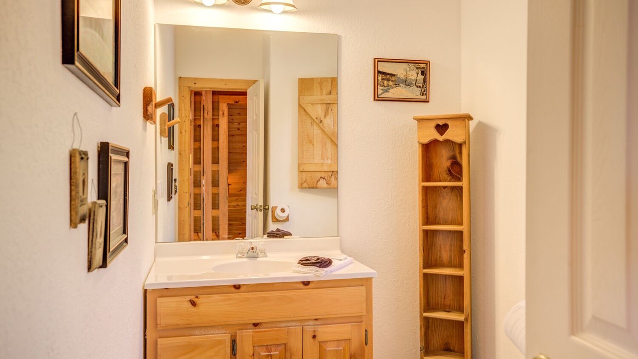 Photo of Bathroom in Helen