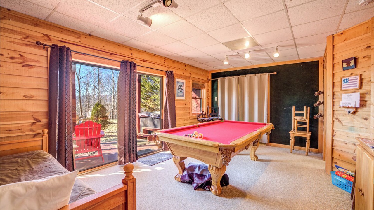 Photo of Bedroom in Helen