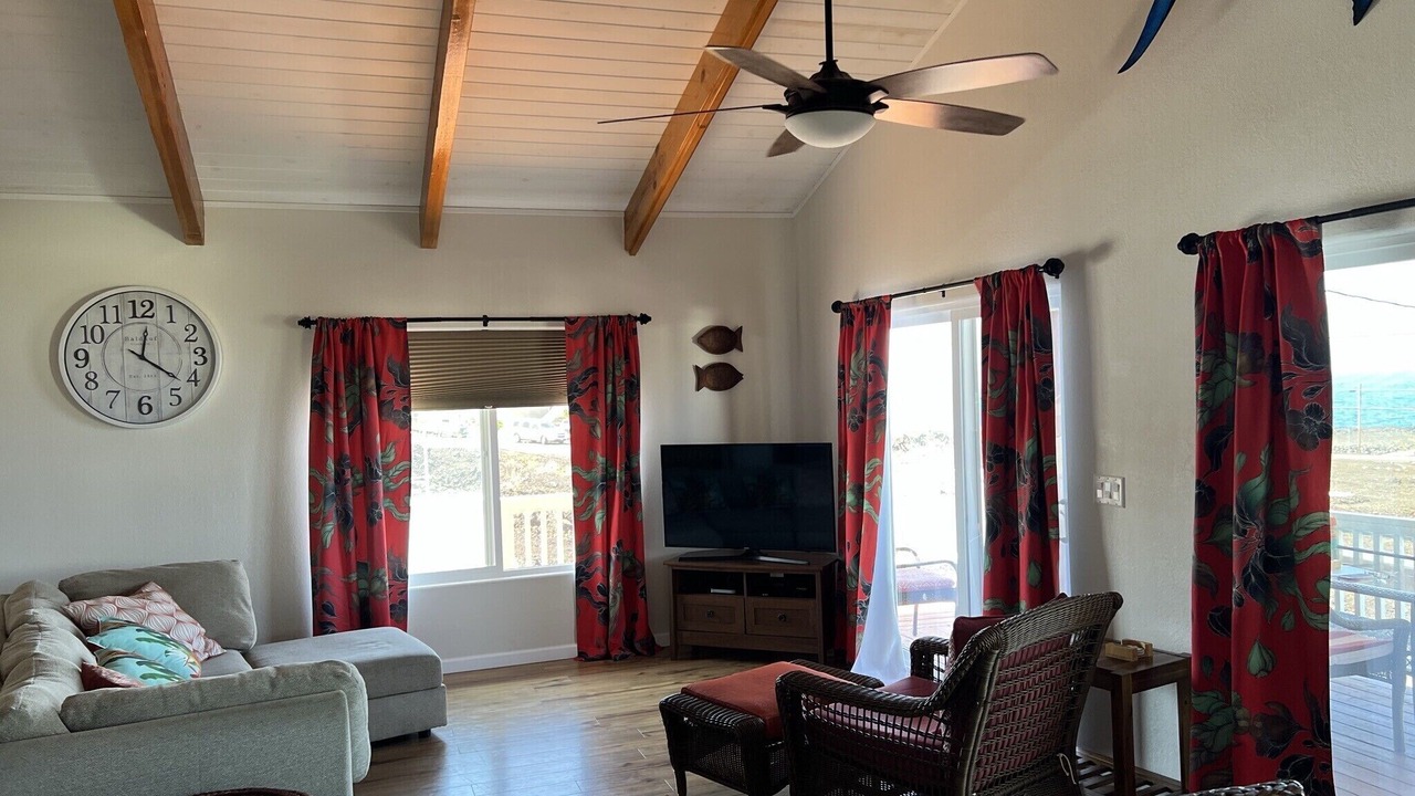 Photo of Livingroom in Captain Cook