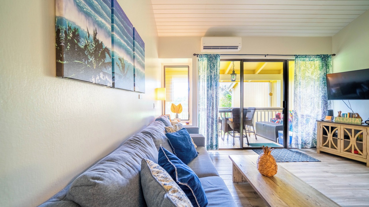 Photo of Livingroom in Kahuku