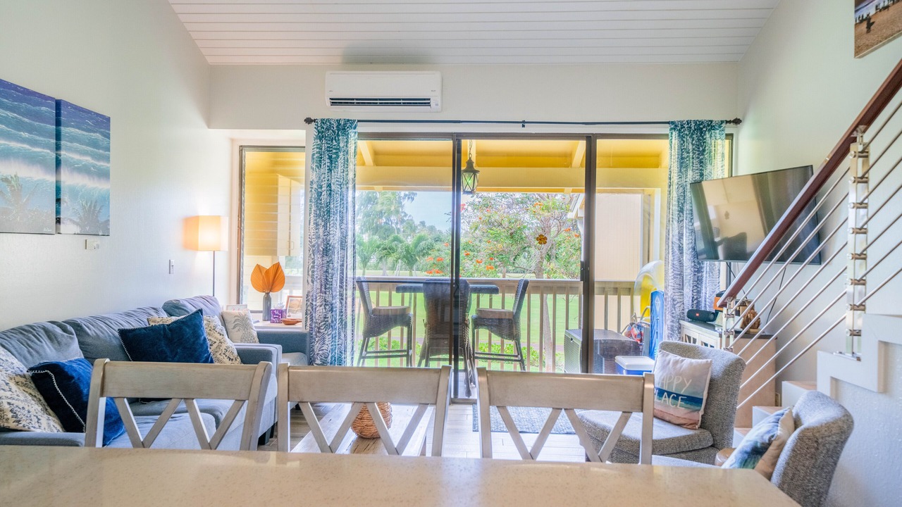Photo of Livingroom in Kahuku