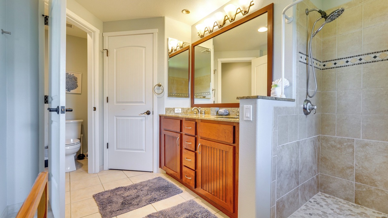 Photo of Bathroom in Kamuela