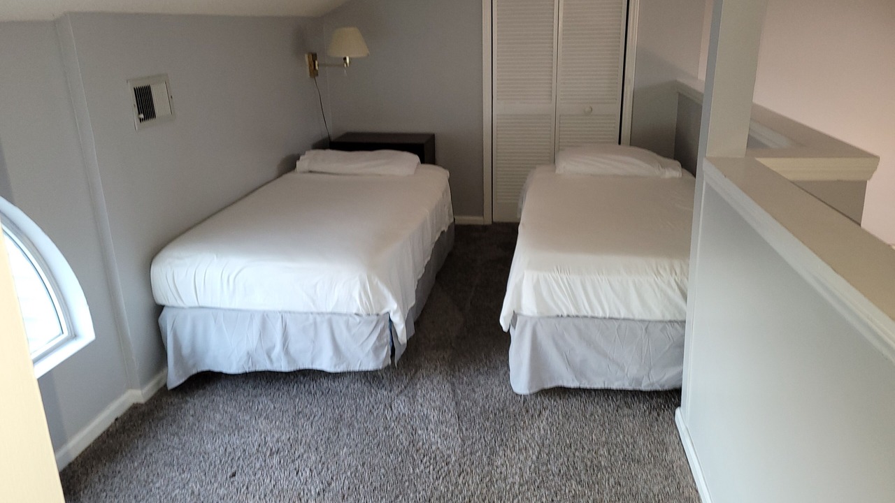 Photo of Bedroom in Arcadian Shores