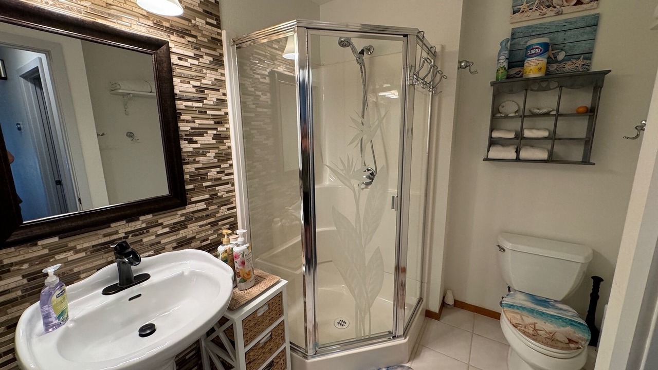 Photo of Bathroom in Makawao