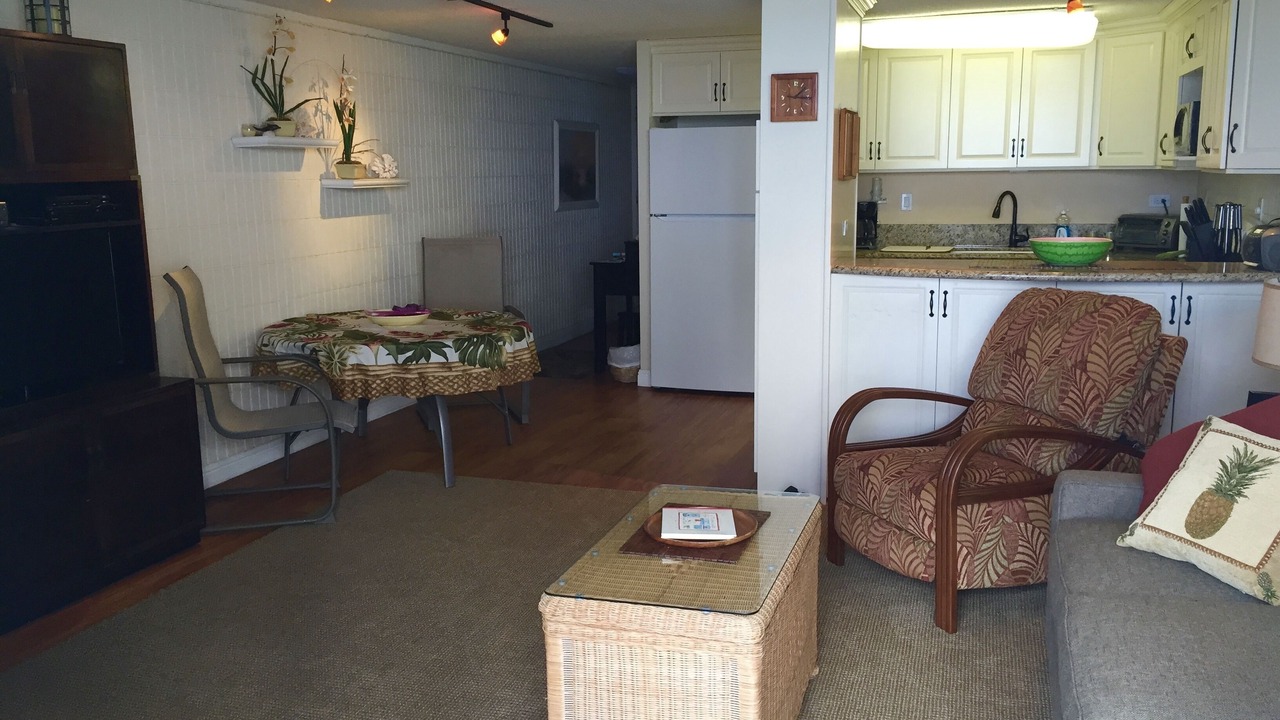 Photo of Livingroom in Punaluu