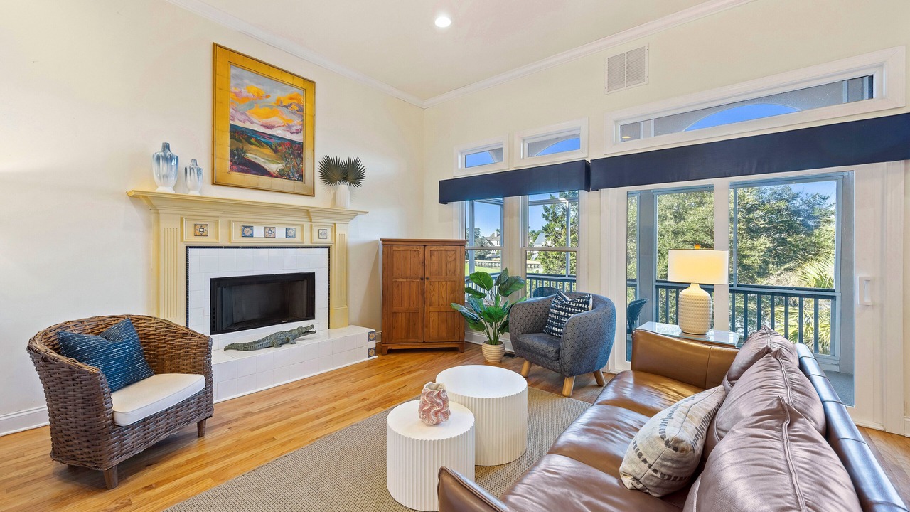 Photo of Livingroom in Ocean Point