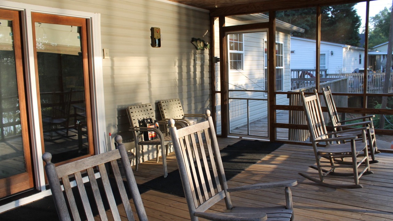 Photo of Patio Balcony in Townville