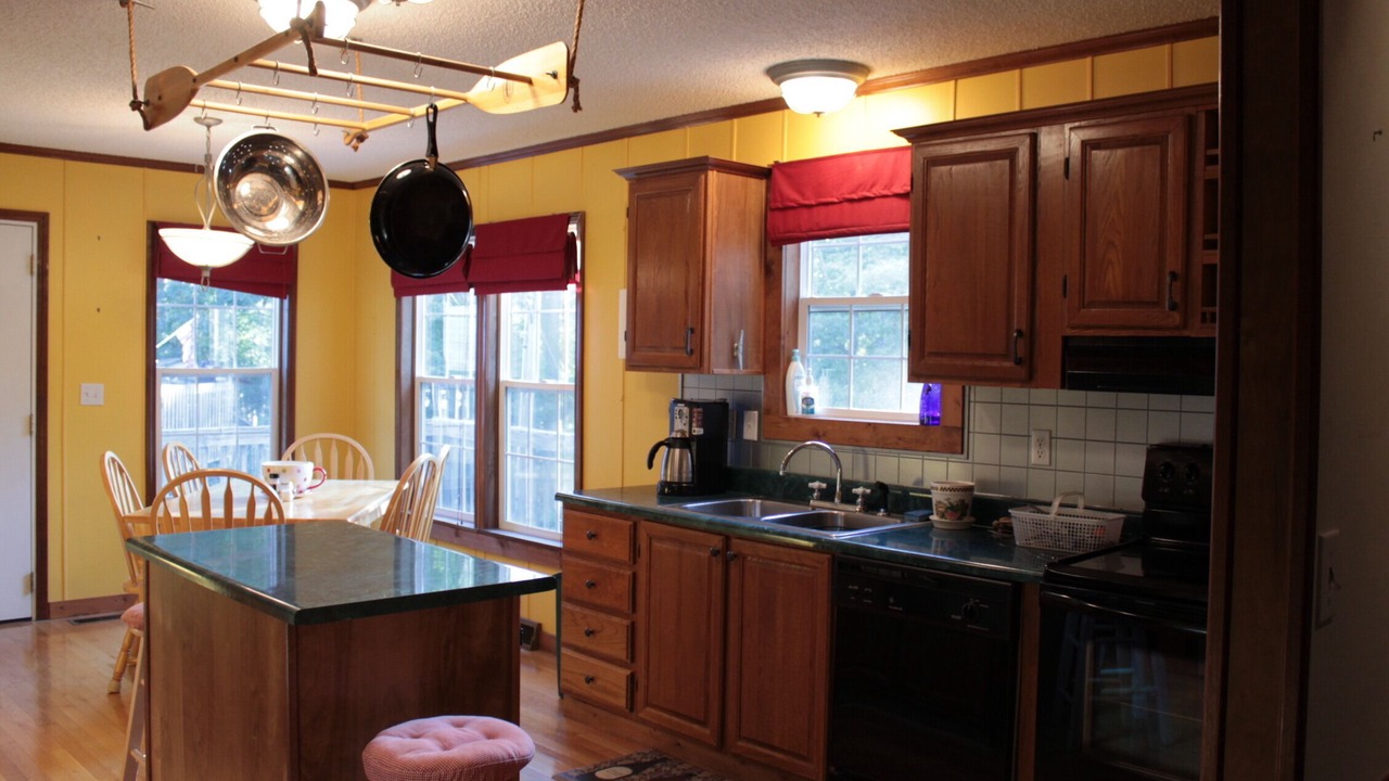 Photo of Kitchen in Townville