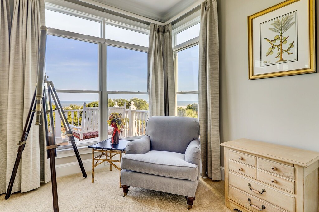 Photo of Livingroom in Ocean Point