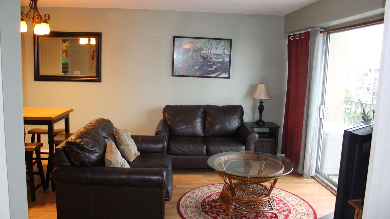 Photo of Livingroom in McCully - Moiliili