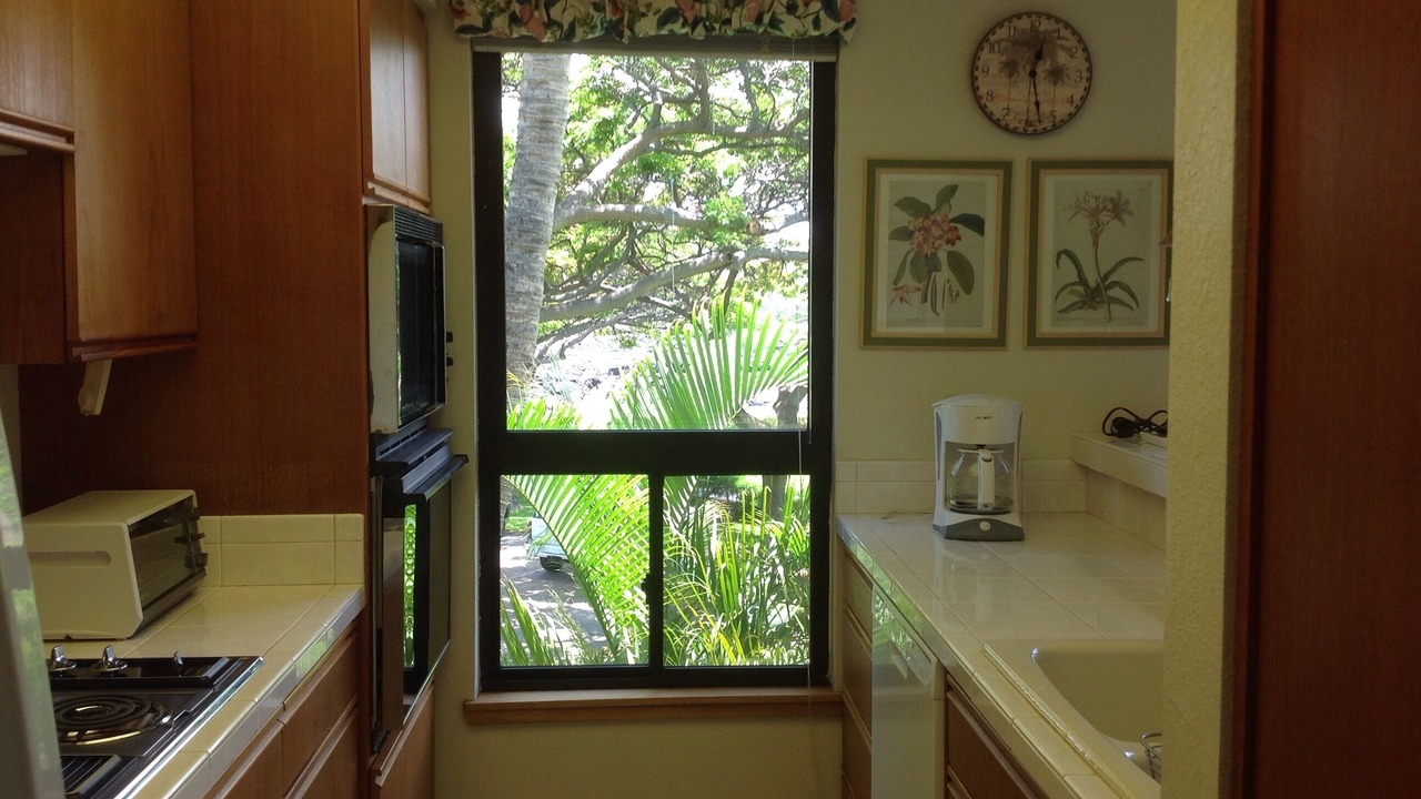 Photo of Kitchen in Waikoloa