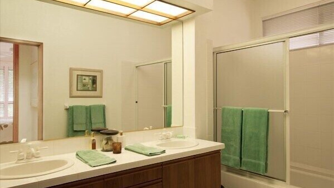 Photo of Bathroom in Waikoloa