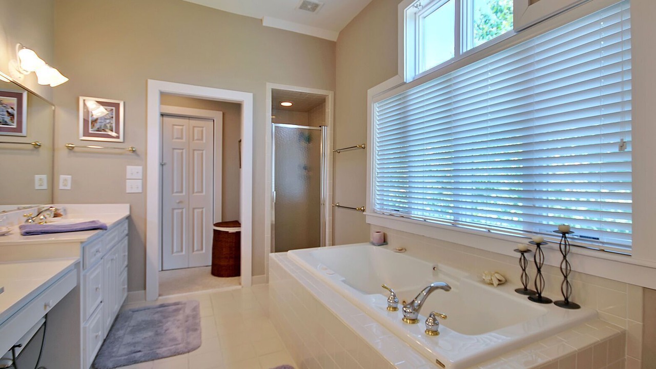 Photo of Bathroom in Isle of Palms
