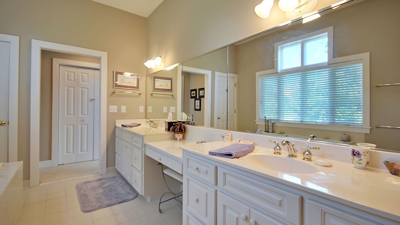 Photo of Bathroom in Isle of Palms