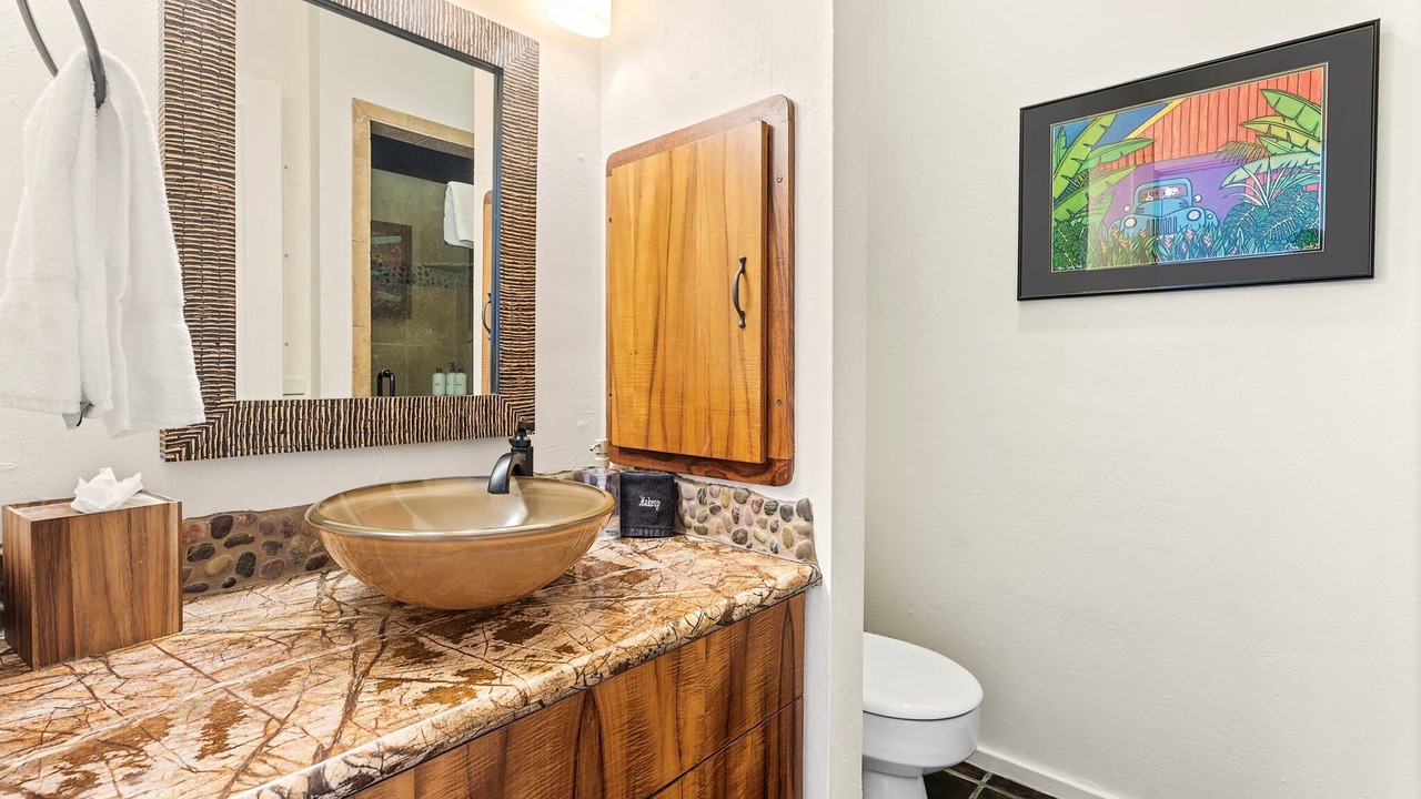 Photo of Bathroom in Kahaluu Bay