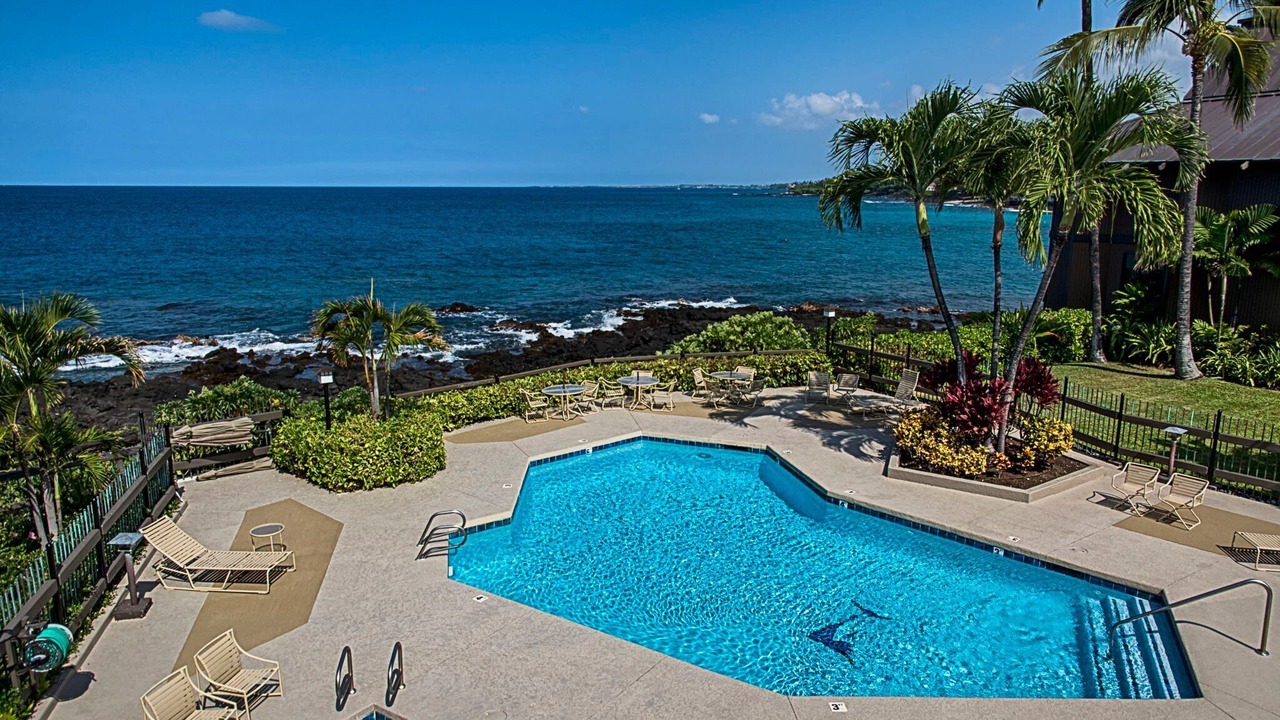 Photo of Outdoor in Kahaluu Bay