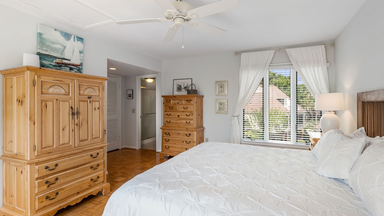 Photo of Bedroom in Spinnaker Beachhouses