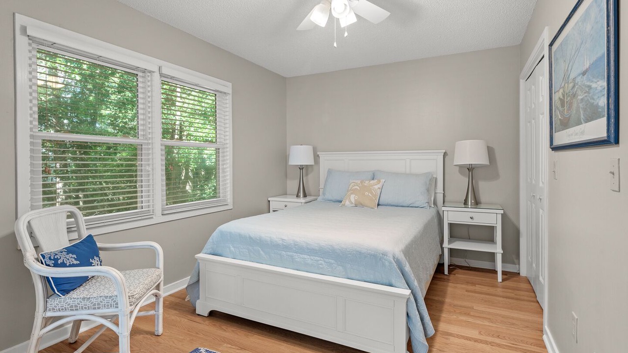 Photo of Bedroom in Pelican Bay