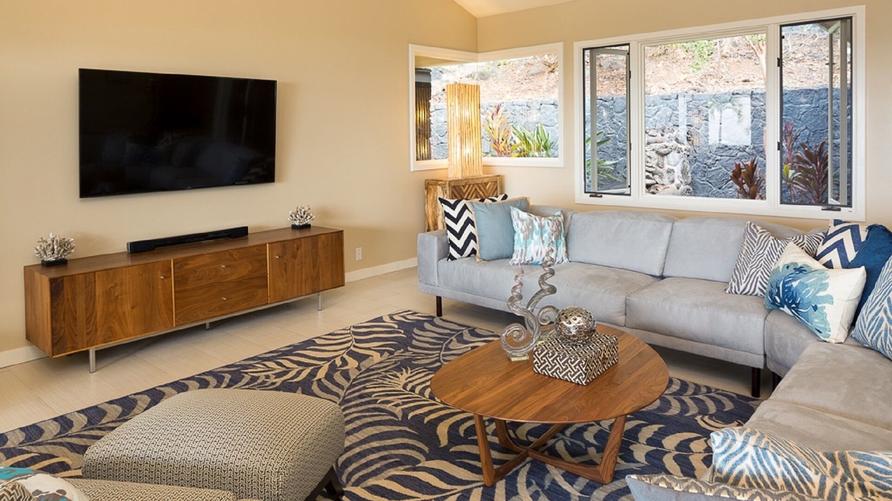 Photo of Livingroom in Kahaluu-Keauhou