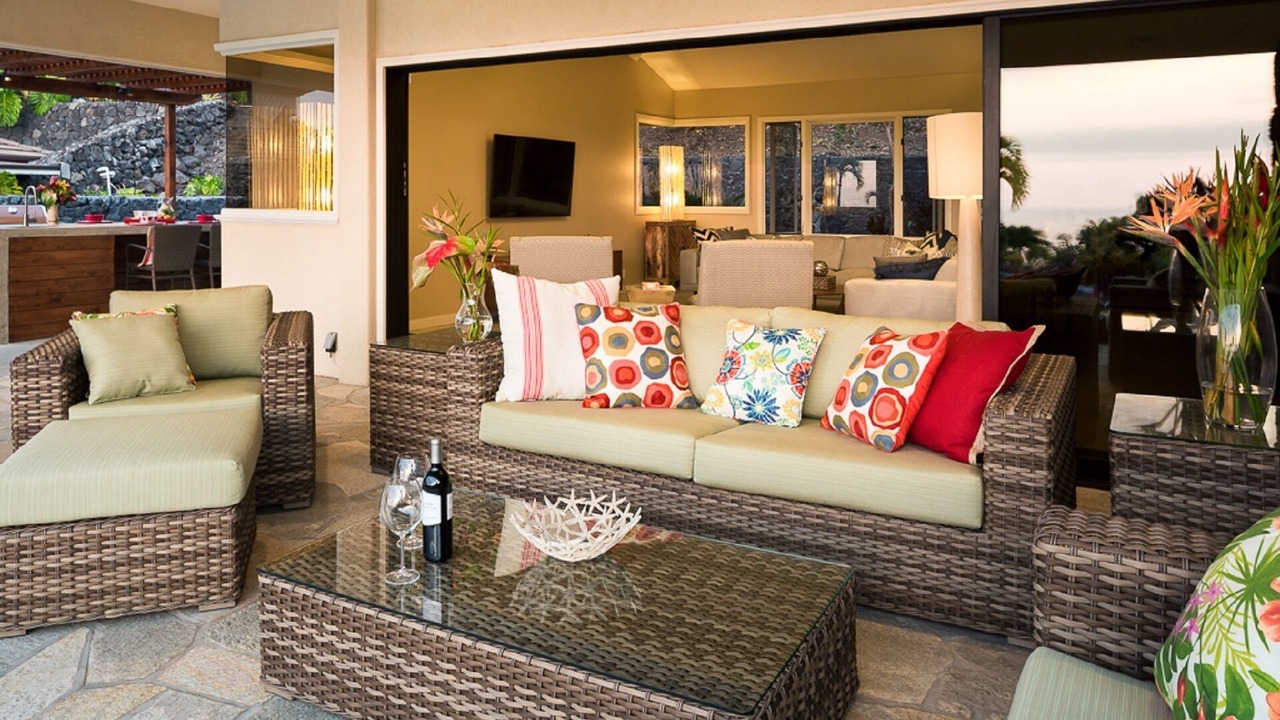 Photo of Livingroom in Kahaluu-Keauhou