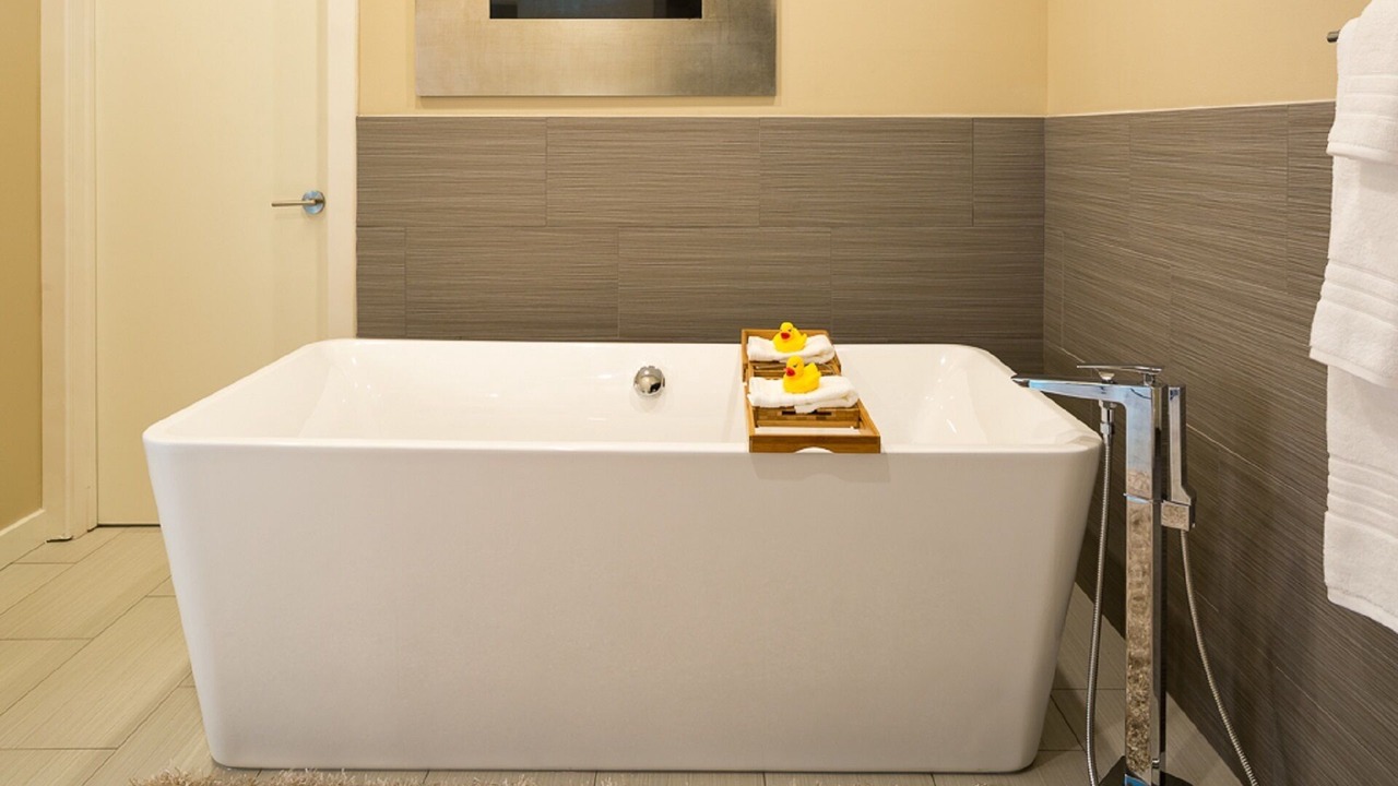 Photo of Bathroom in Kahaluu-Keauhou