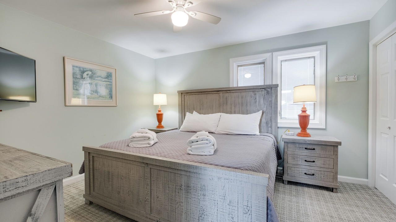 Photo of Bedroom in North Forest Beach