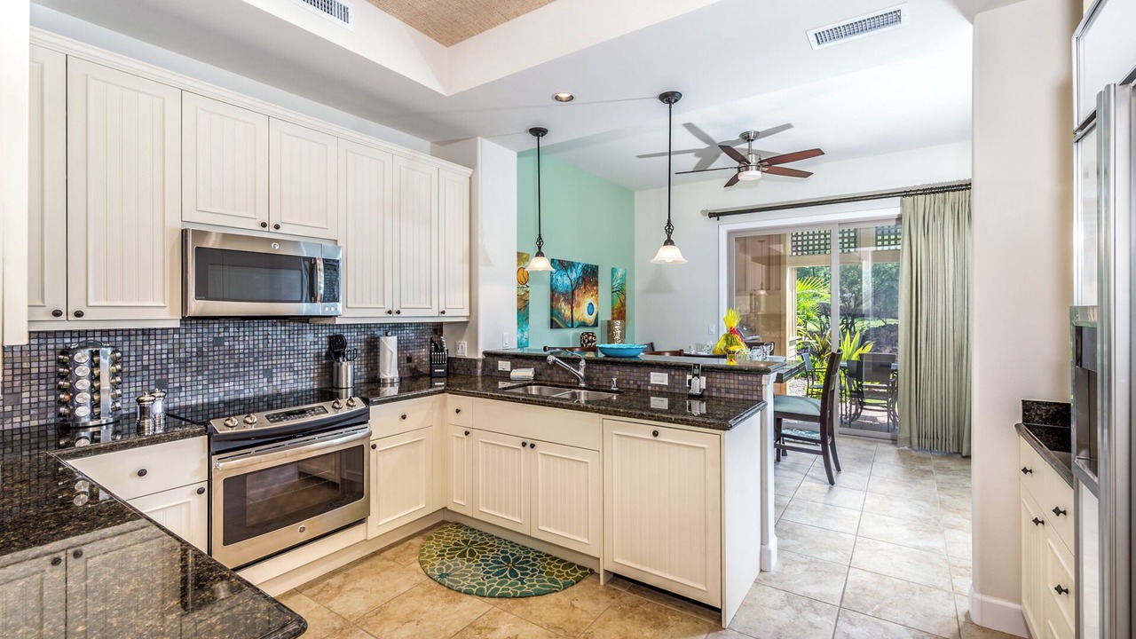 Photo of Kitchen in Kulalani