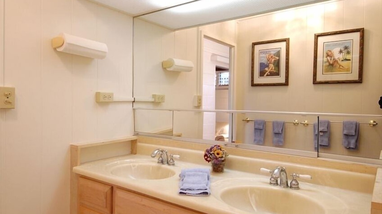 Photo of Bathroom in Kailua