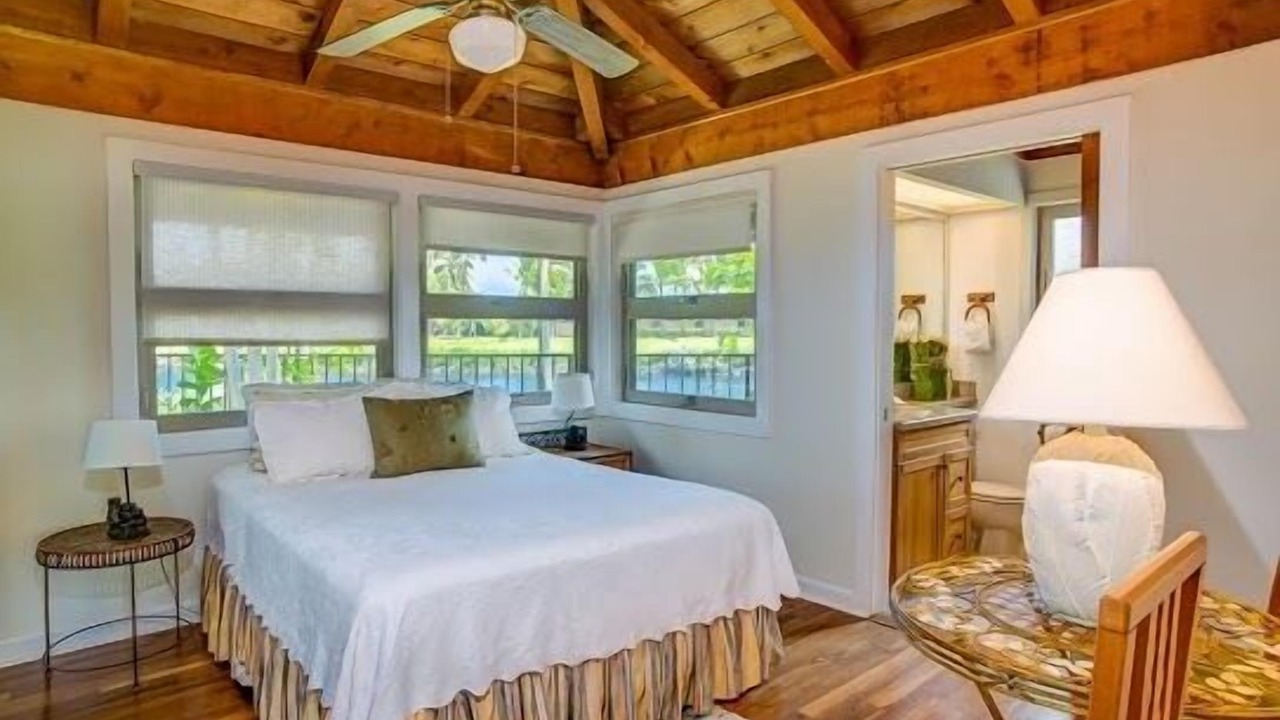 Photo of Bedroom in Kailua