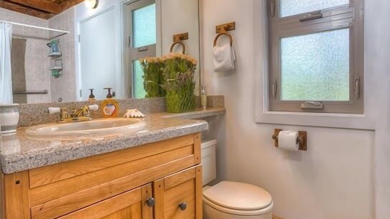 Photo of Bathroom in Kailua