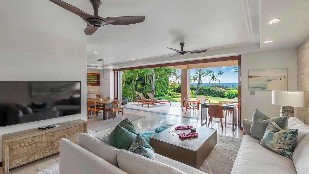 Photo of Livingroom in Kaupulehu