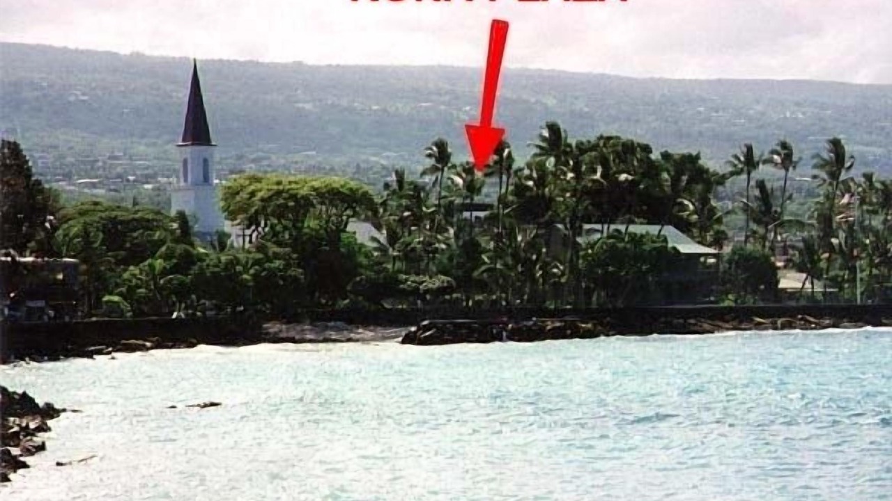 Photo of Others in Historic Kailua Village