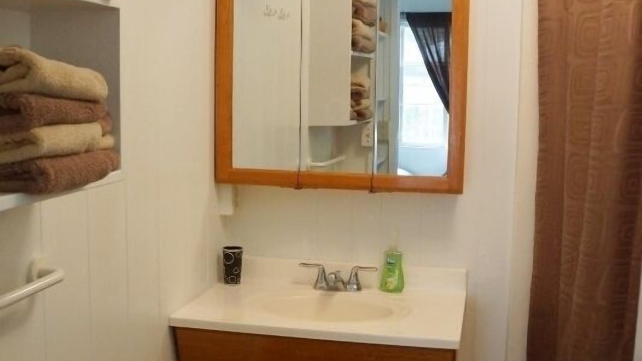 Photo of Bathroom in Lanikai