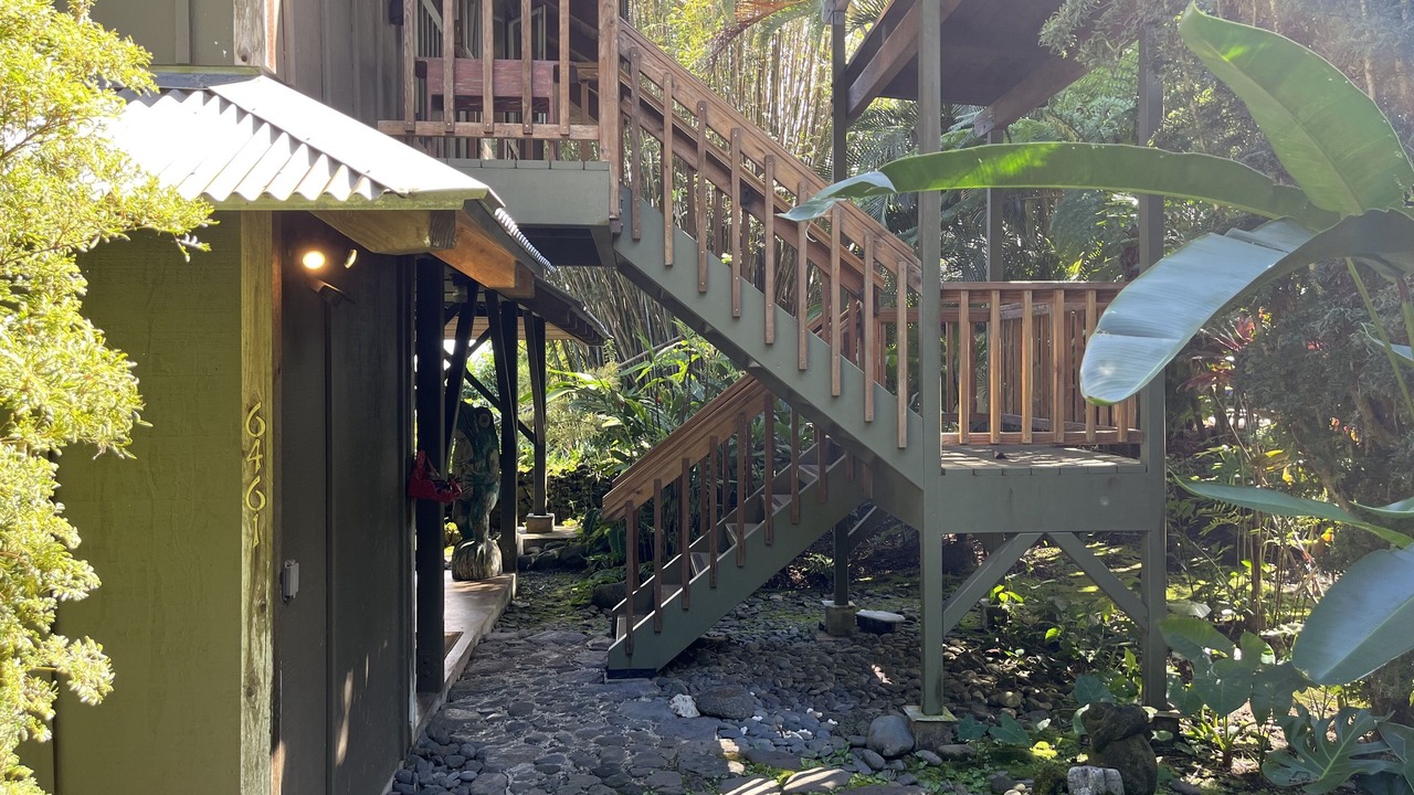 Photo of Others in Hana