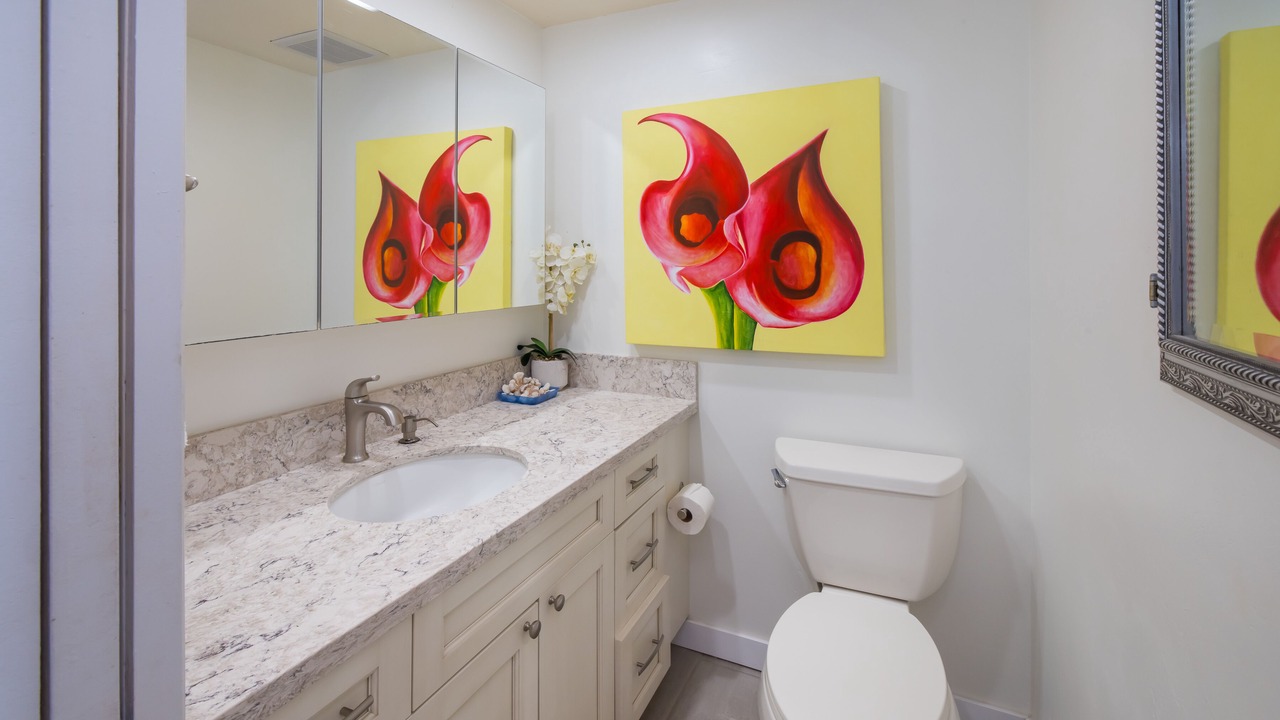Photo of Bathroom in Makaha