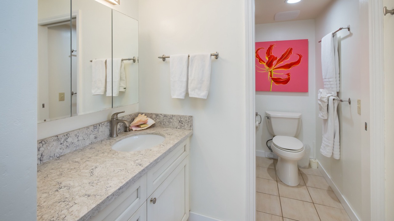 Photo of Bathroom in Makaha