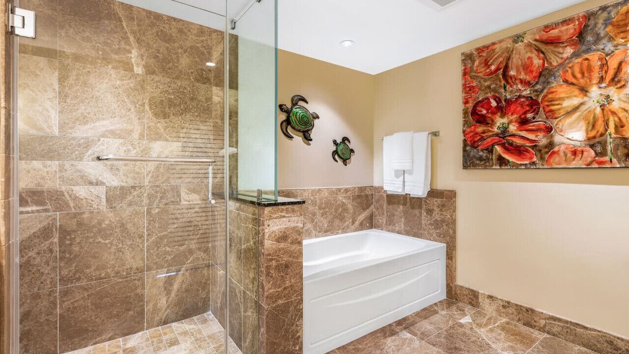 Photo of Bathroom in Honokowai