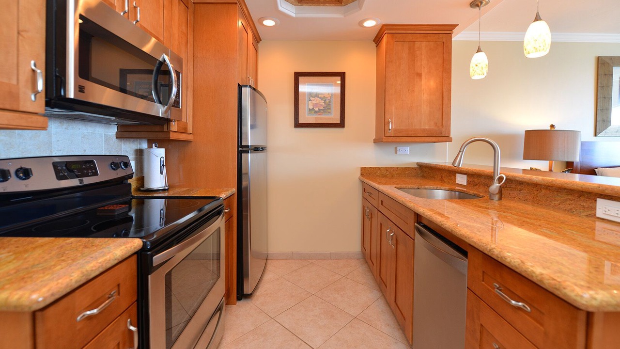 Photo of Kitchen in Historic Lahaina Front Street