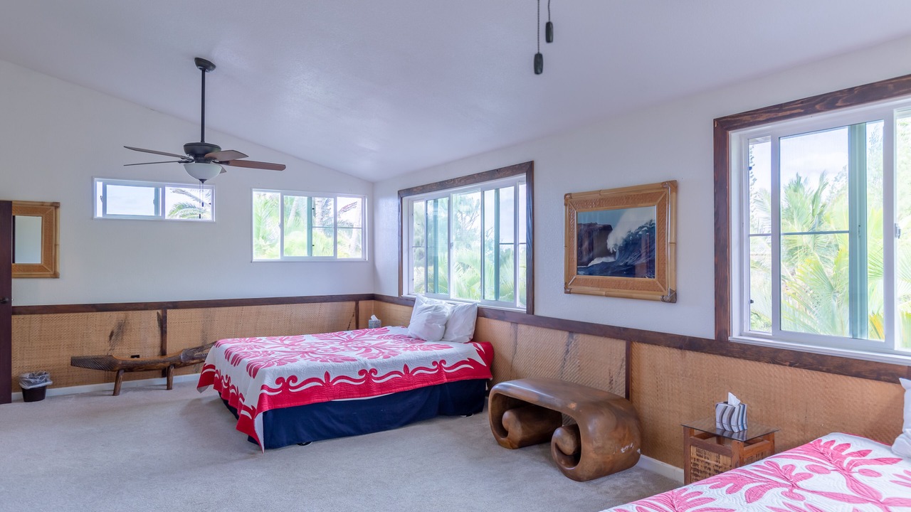Photo of Bedroom in Waialua