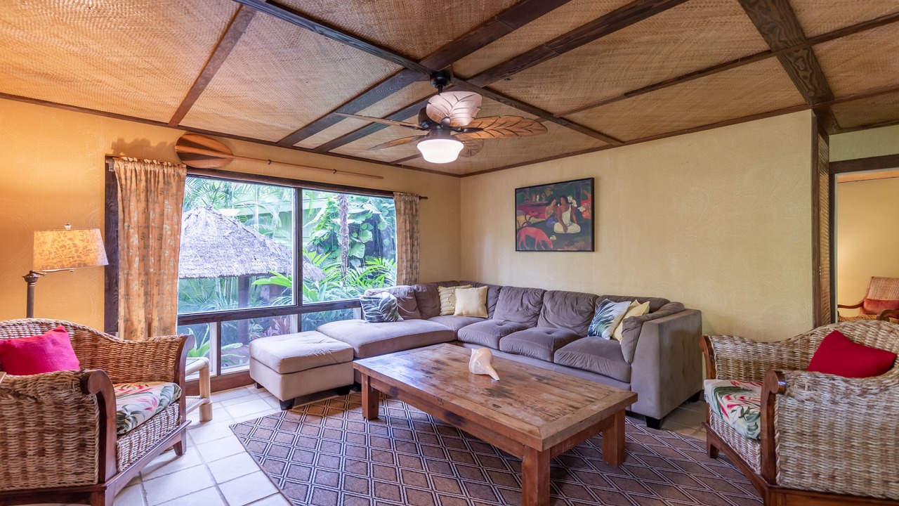 Photo of Livingroom in Waialua
