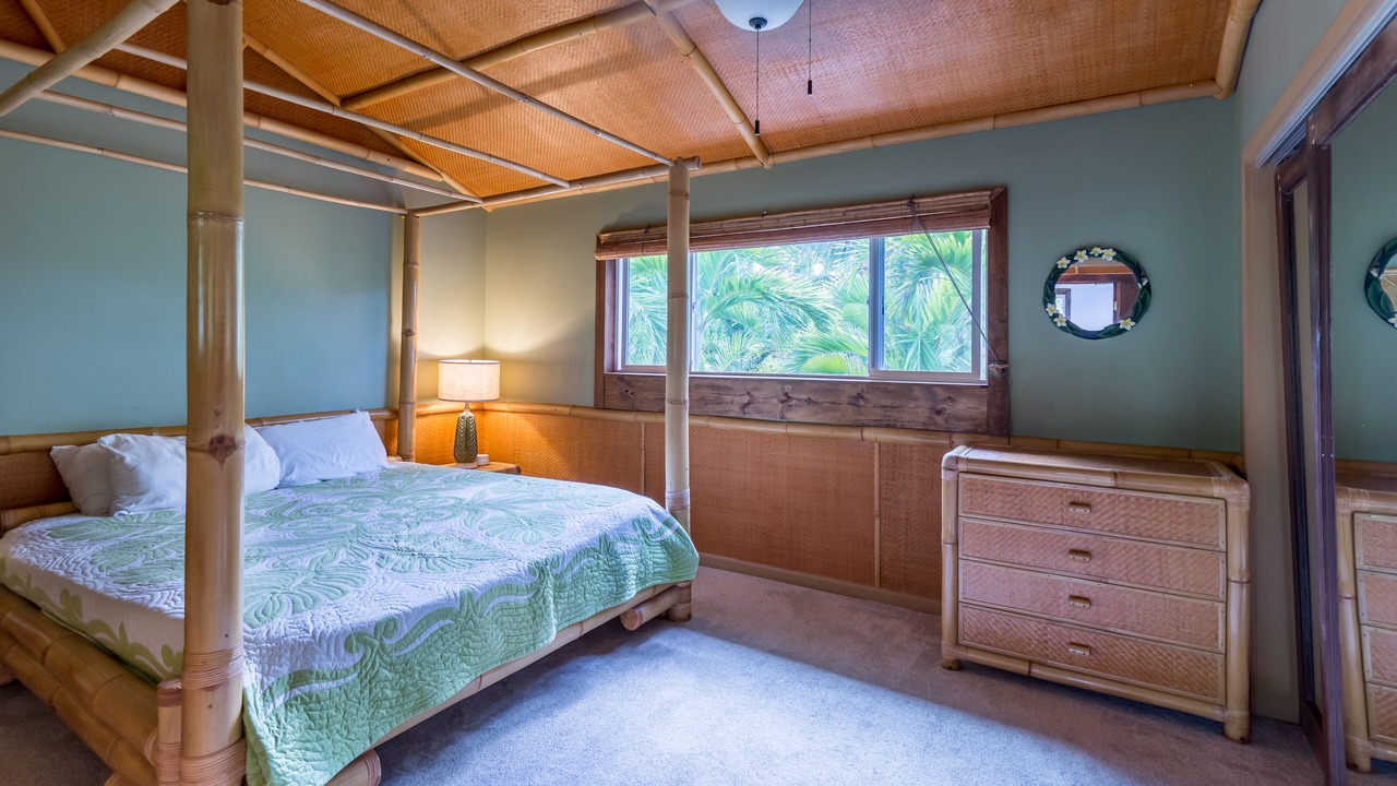 Photo of Bedroom in Waialua