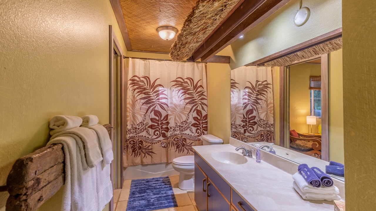 Photo of Bathroom in Waialua