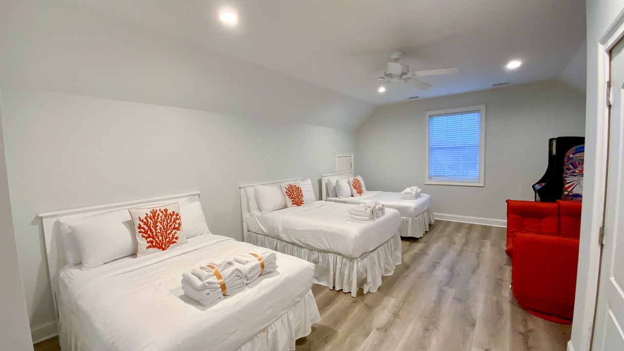 Photo of Bedroom in Palmetto Dunes