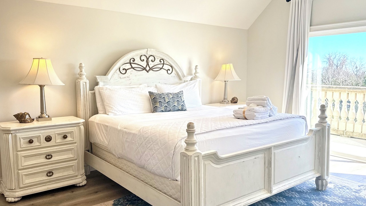 Photo of Bedroom in Palmetto Dunes