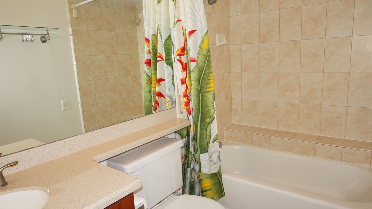 Photo of Bathroom in Waikiki