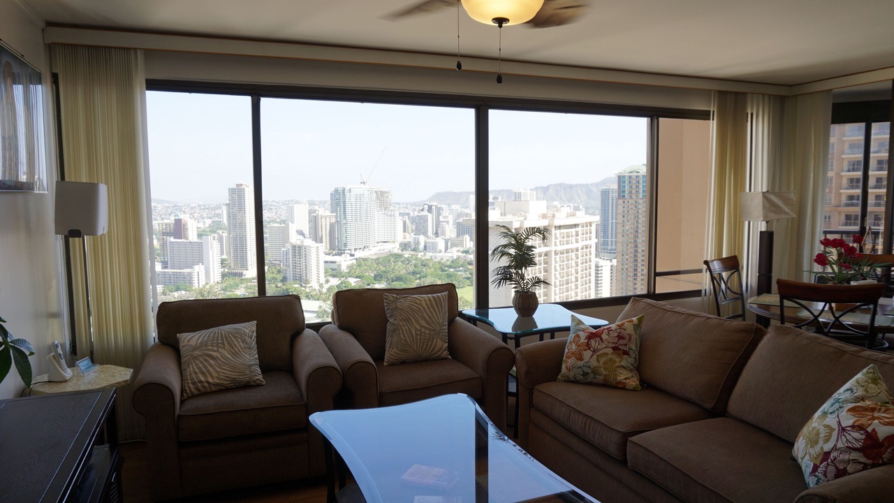 Photo of Livingroom in Waikiki