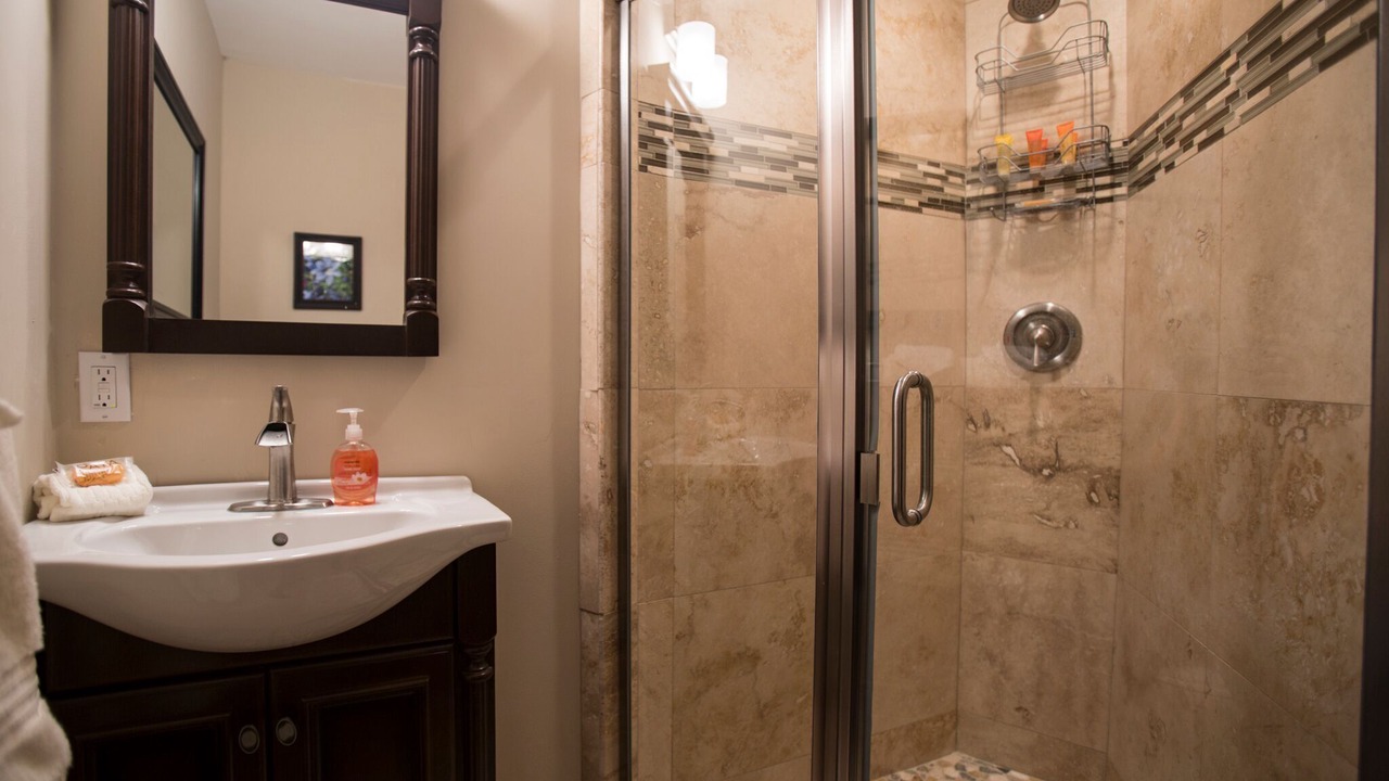 Photo of Bathroom in Kaanapali