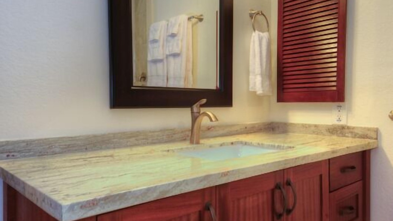 Photo of Bathroom in Poipu