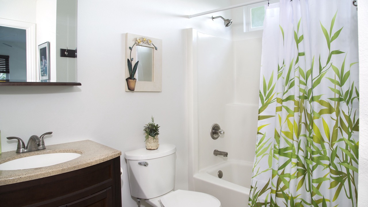 Photo of Bathroom in Historic Kailua Village